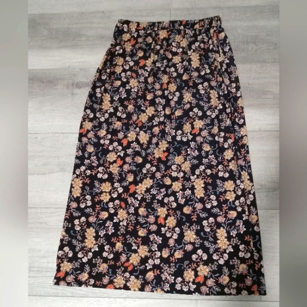 Floral Black Skirt